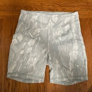 Lululemon Biker Shorts with pockets